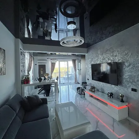 Moft Penthouse Mamaia Nord