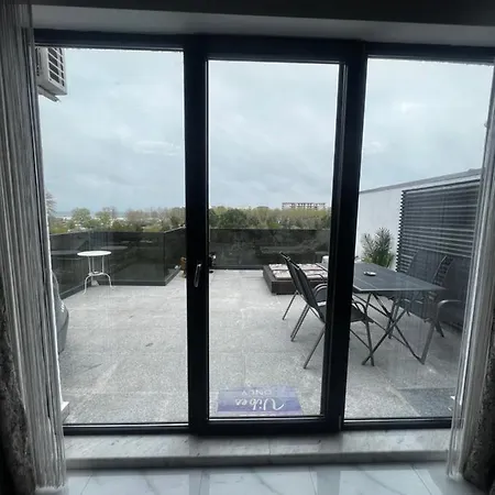 Moft Penthouse Mamaia Nord Apartmán *